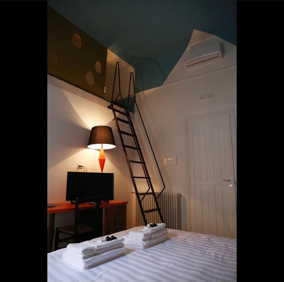 Ambaraba B&B Naples Luaran gambar